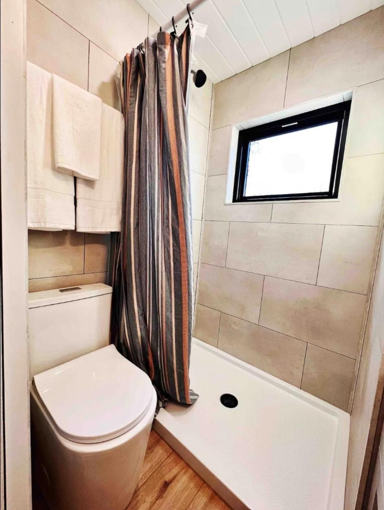 The Endeavor Tiny Home! Elizabethtown Zewnętrze zdjęcie